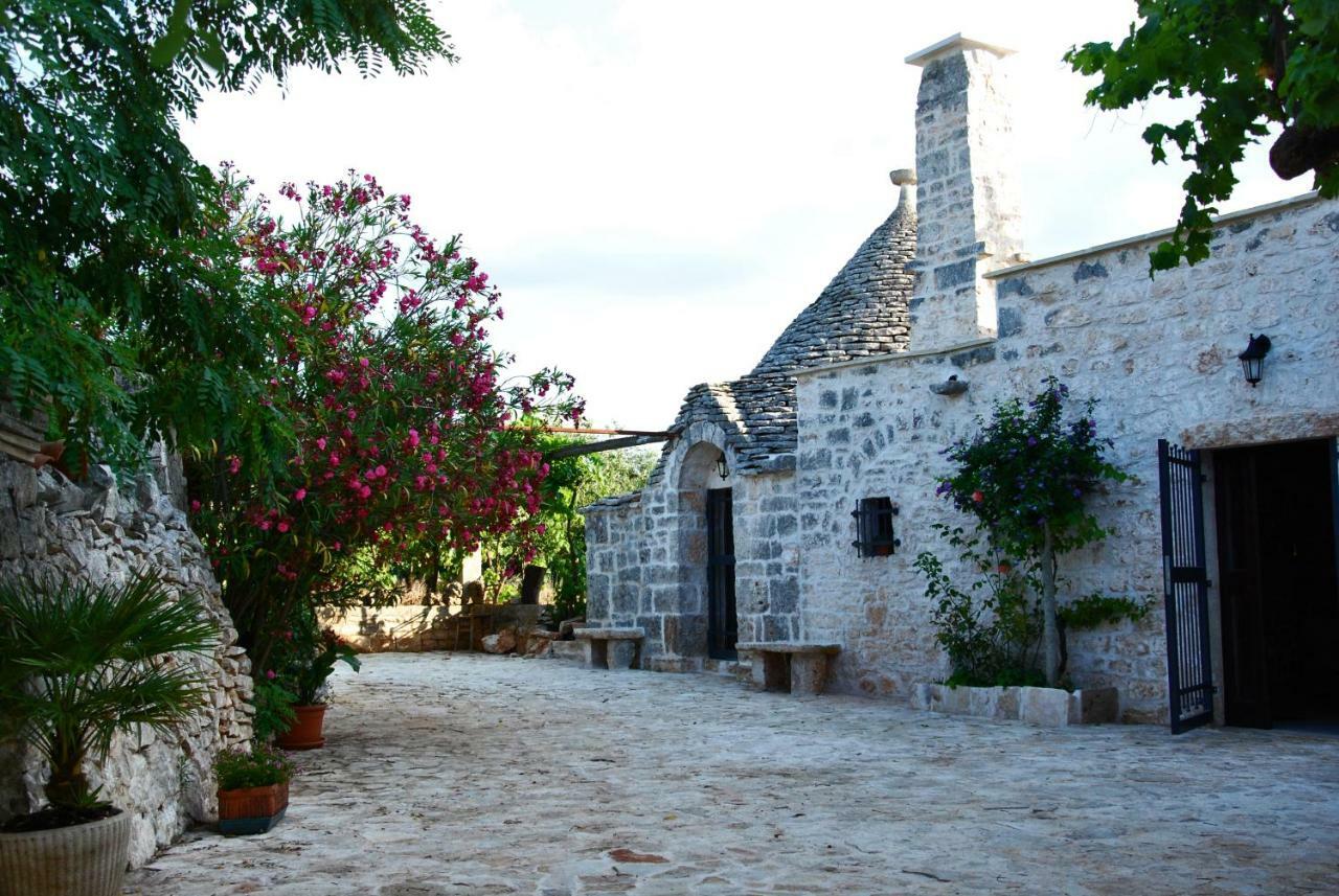 Il Trullo E Il Fortino Альберобелло Экстерьер фото
